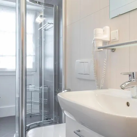 400, Seepark Апартаменти